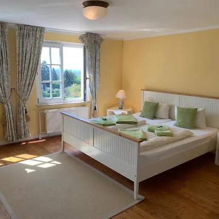 Drei Kronen Szálloda